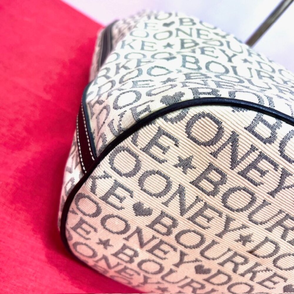 Dooney & Bourke Logo Jacquard & Leather Shoulder Bag 16"x7.5"x13" + Free Scarf - Picture 14 of 16